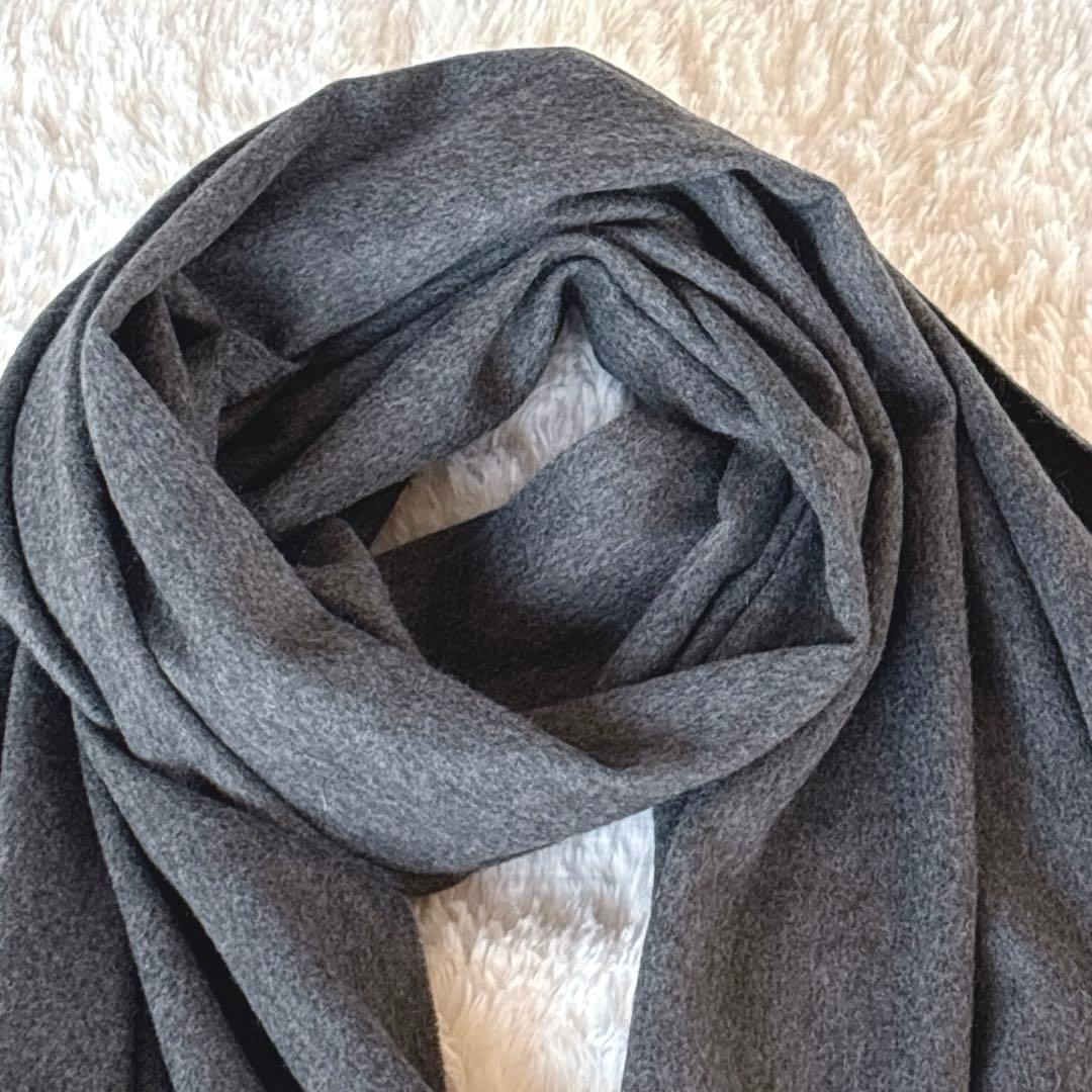 【新品】カシミア100% 大判ストール　マフラー　ラビットファーボンボン付き