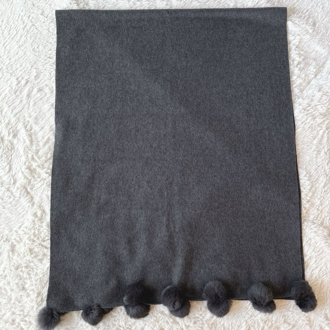 【新品】カシミア100% 大判ストール　マフラー　ラビットファーボンボン付き