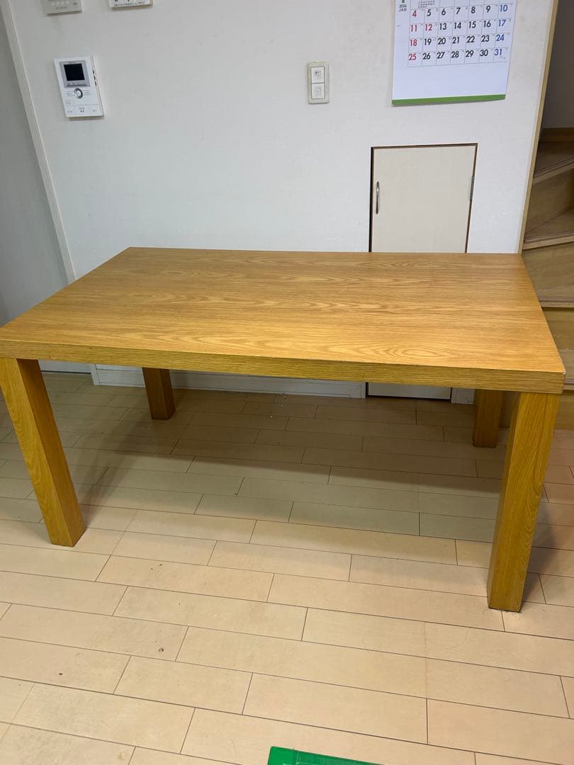 ニトリ　RIMEA-F135 LBR 木製ダイニングテーブル　天然木化粧繊維板