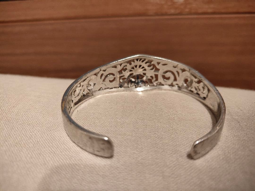 希少 SAAD バングル 白焼き サード 太陽神 アラベスク シルバー925