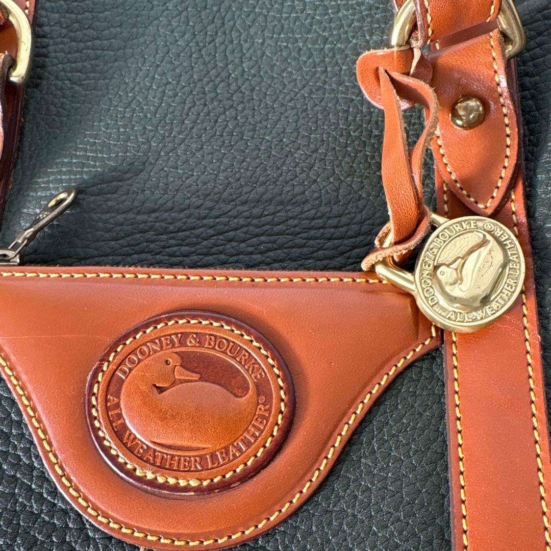 ニャンドゥーニーアンドバーク　トートバッグ　緑　しぼ革　底鋲