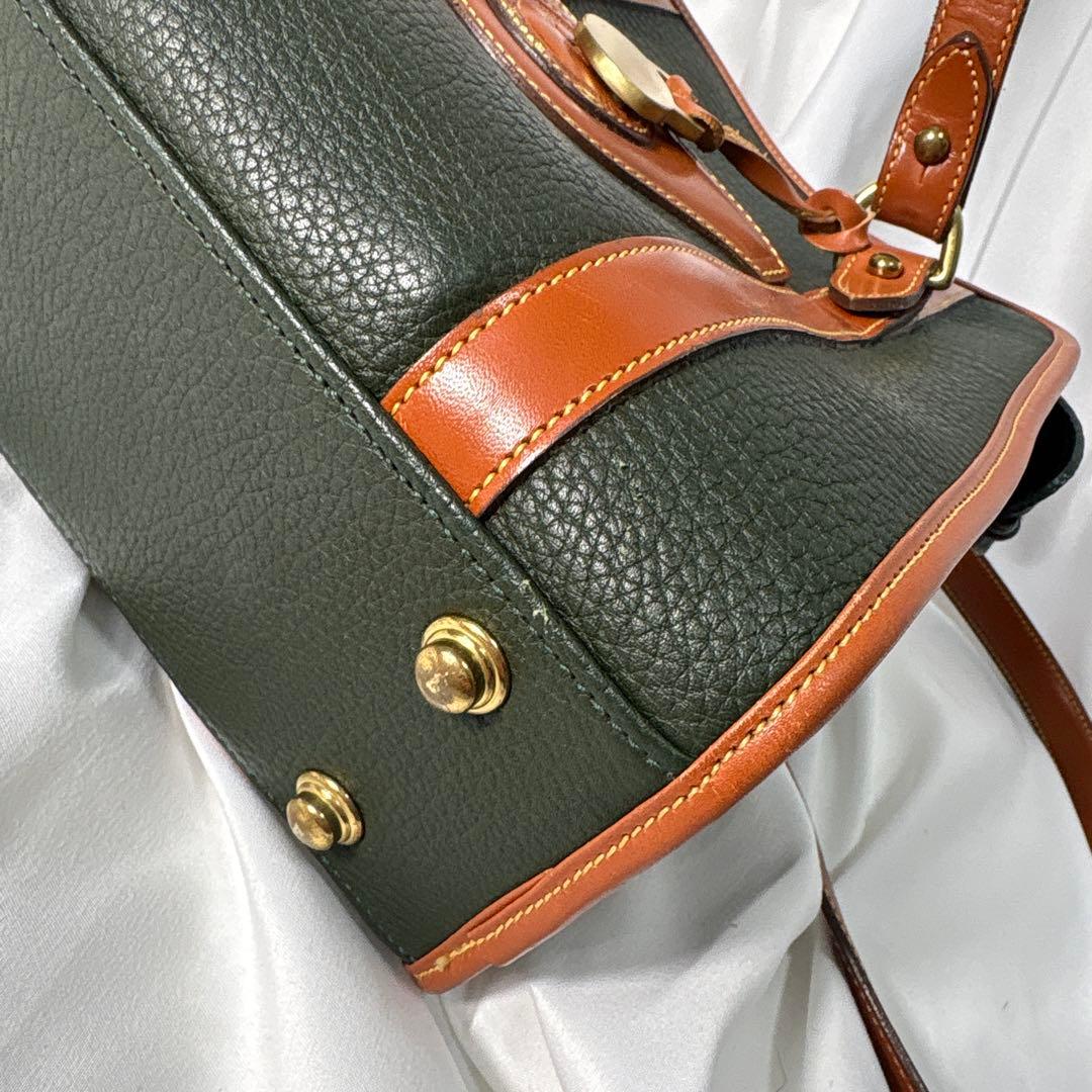 ニャンドゥーニーアンドバーク　トートバッグ　緑　しぼ革　底鋲