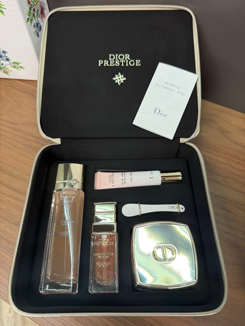 Dior プレステージ　ディスカバリーコフレ