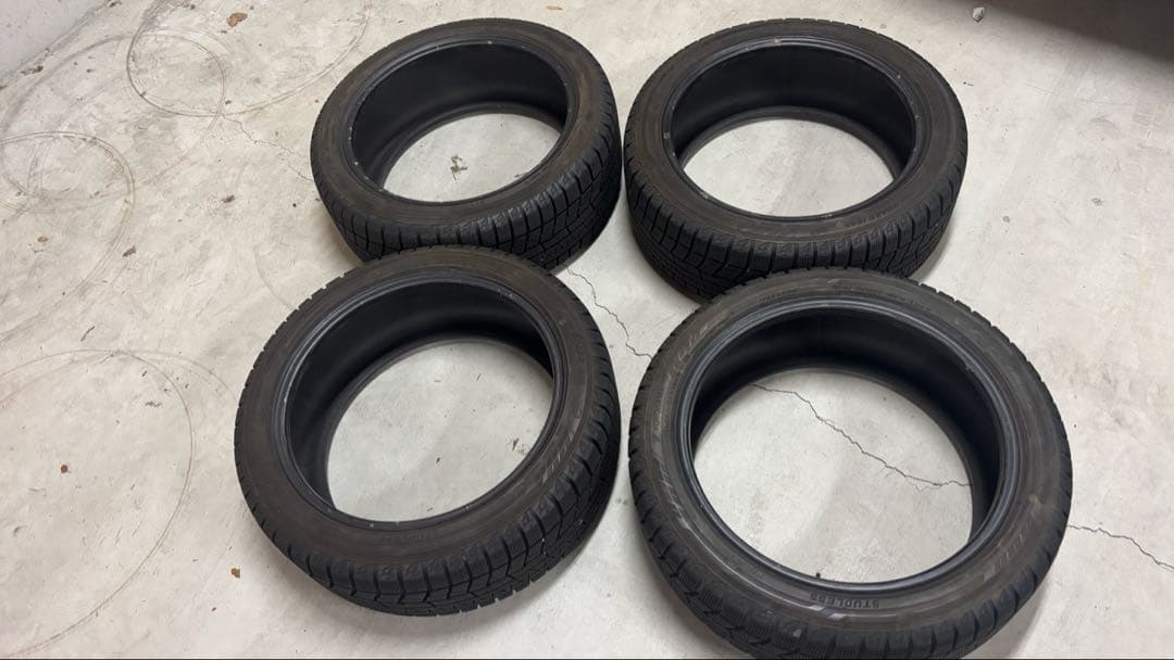 215/45R17 スタッドレス　17年製 YOKOHAMA IG60