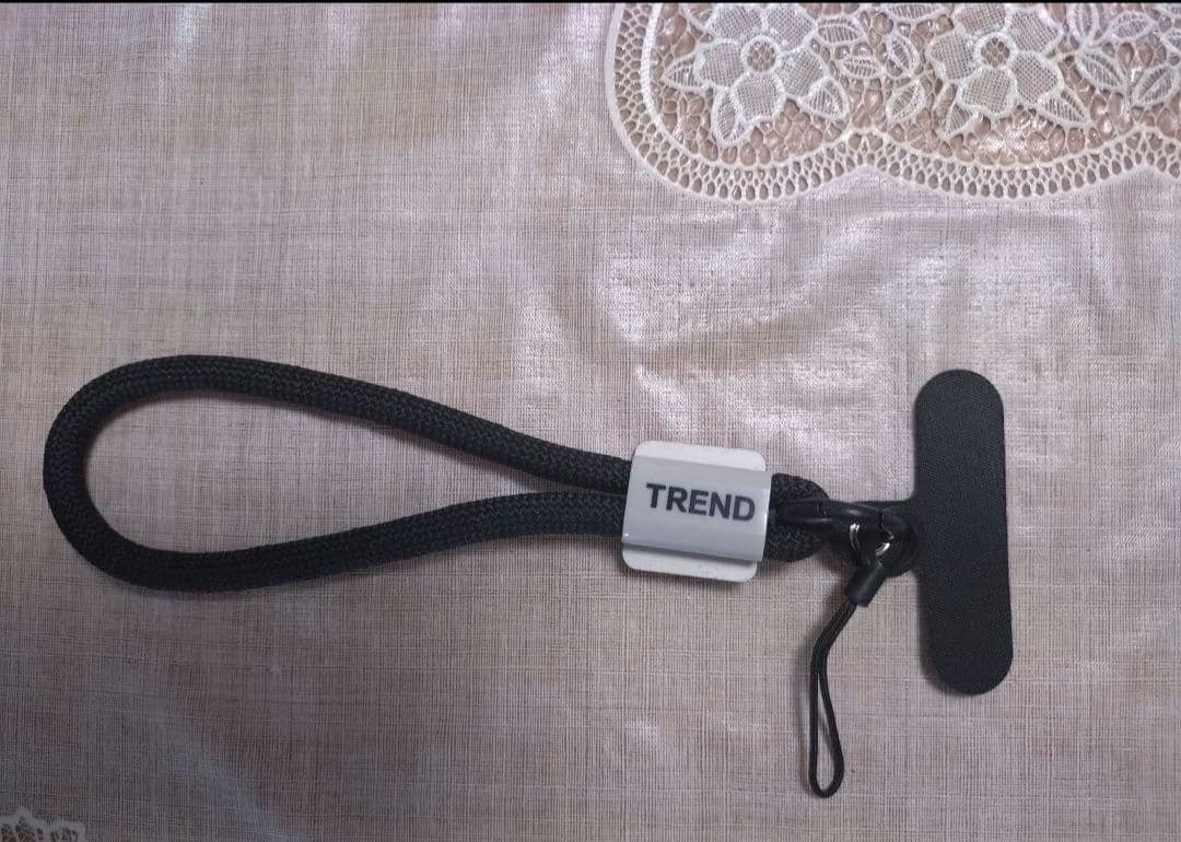 新品未使用男女ペア２本ノベルティシャネルCHANEL携帯ストラップ送料無料