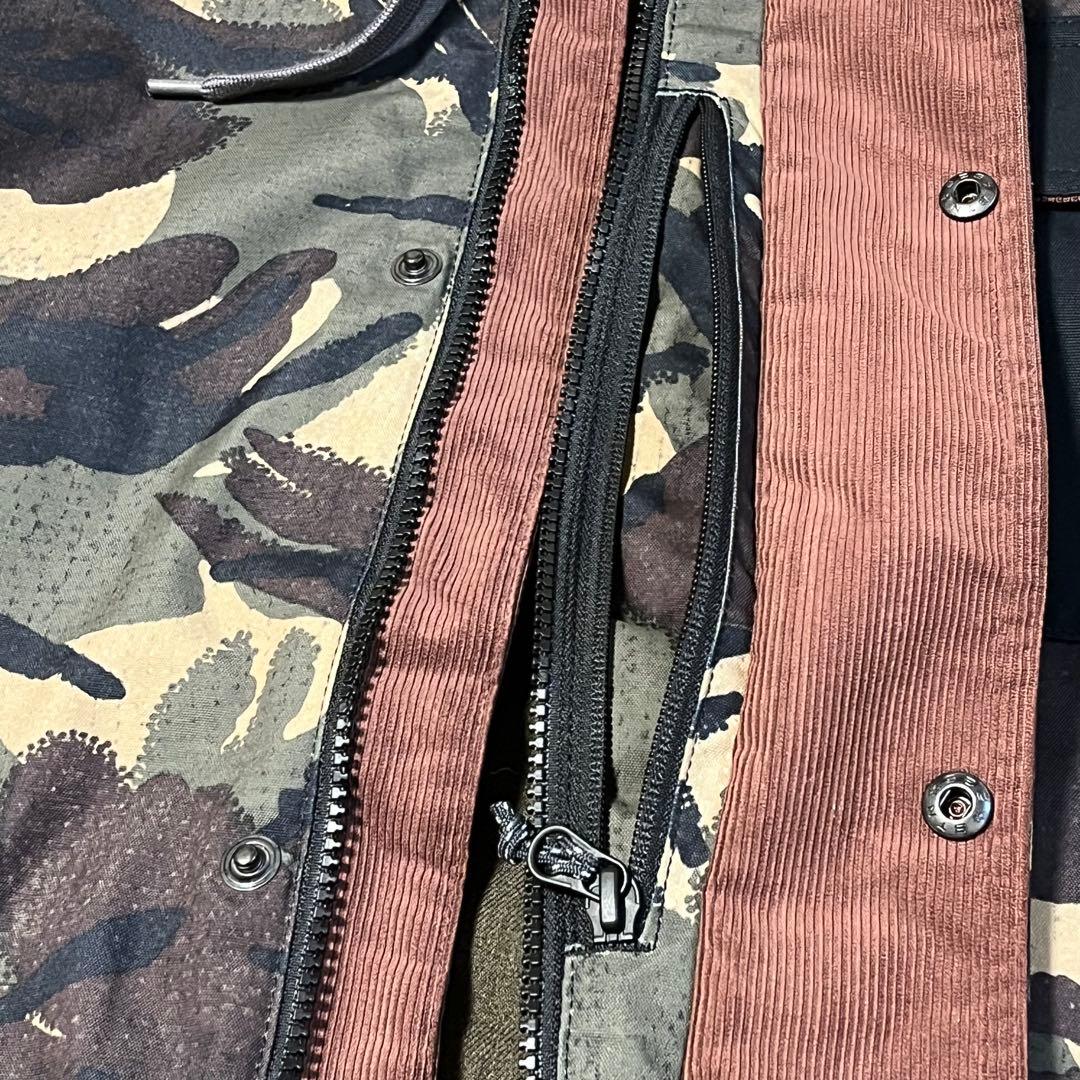 BURTON 迷彩柄 スノーボードウェア、ジャケット　☆美品☆