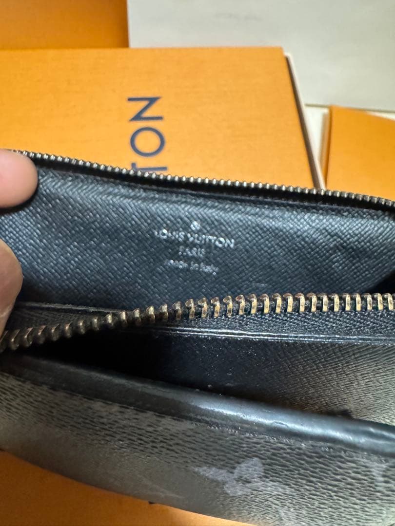 LOUIS VUITTON ハイブリッド・ウォレット