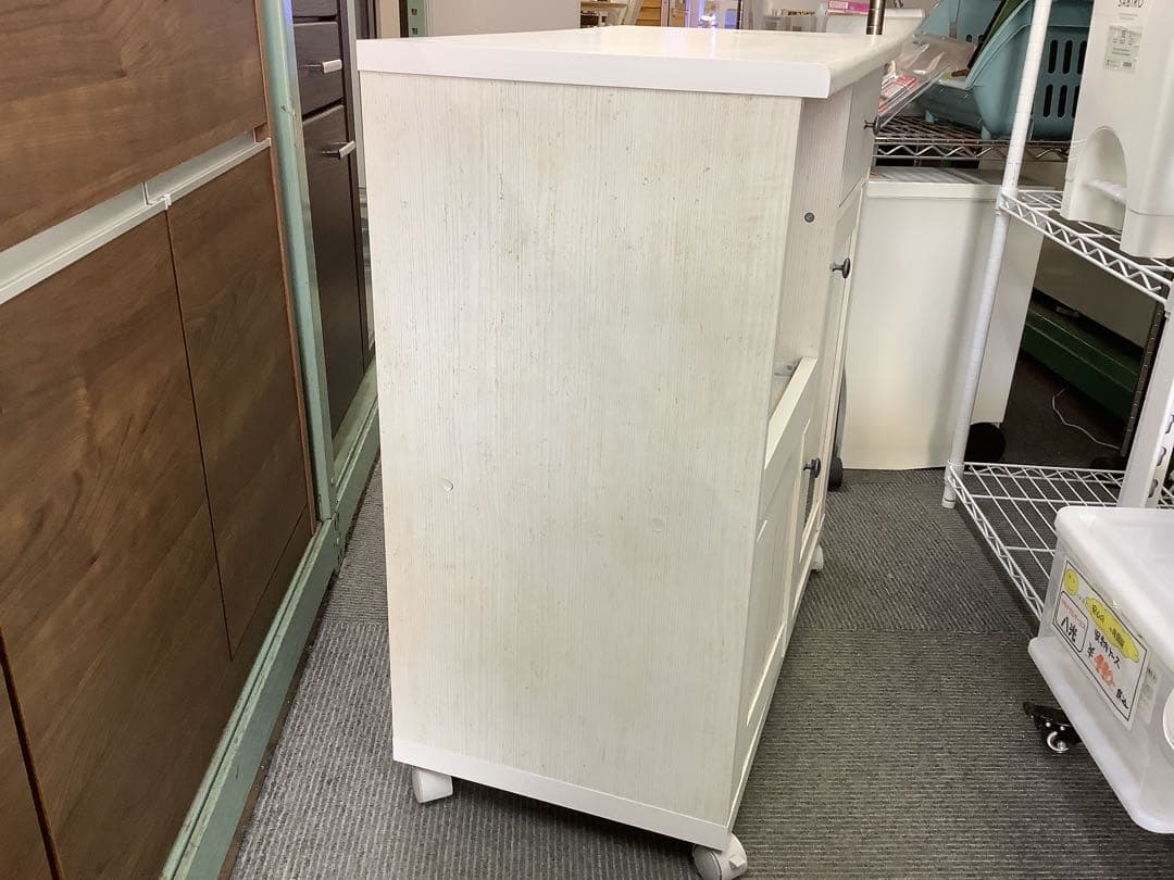 ニトリ　カウンターワゴン　(リズバレー)