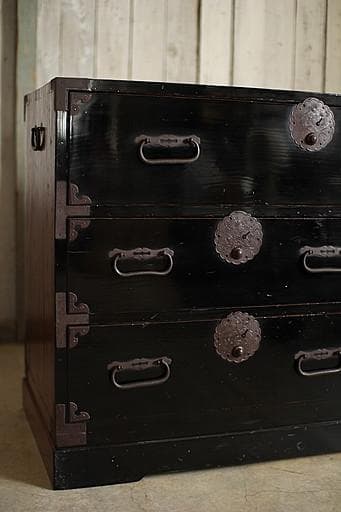 綺麗な丸金具庄内箪笥　抽斗6杯　タンス　収納　古家具　古民家　時代家具