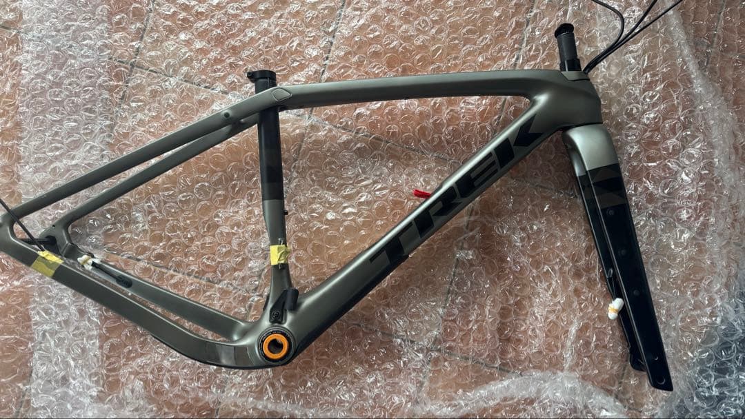 【中古】　trek checkpoint sl5 フレームセット（49）