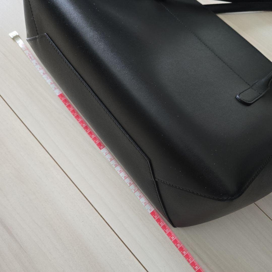 美品 バーニーズニューヨーク 黒 レザー トートバッグ