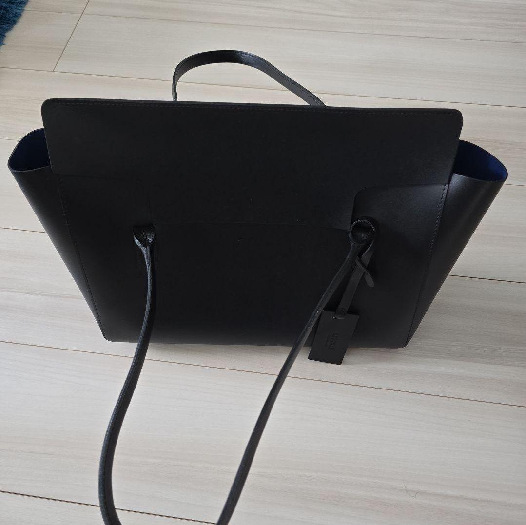 美品 バーニーズニューヨーク 黒 レザー トートバッグ