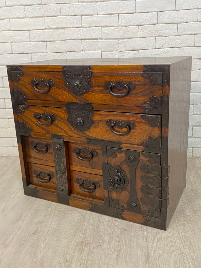 【東京都内23区配送無料】アンティーク　ミニ　箪笥　木製　引き出し　古道具　民芸