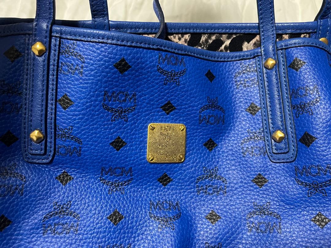 MCM 青 レザートートバッグ ポーチ付き