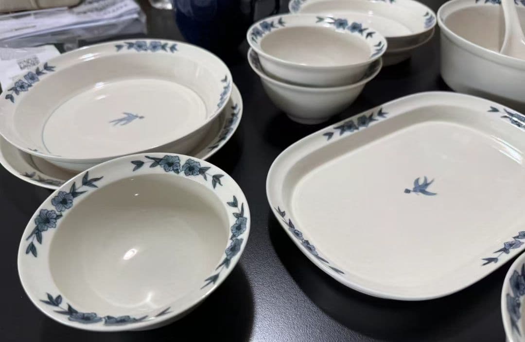 陶器製花柄食器セット