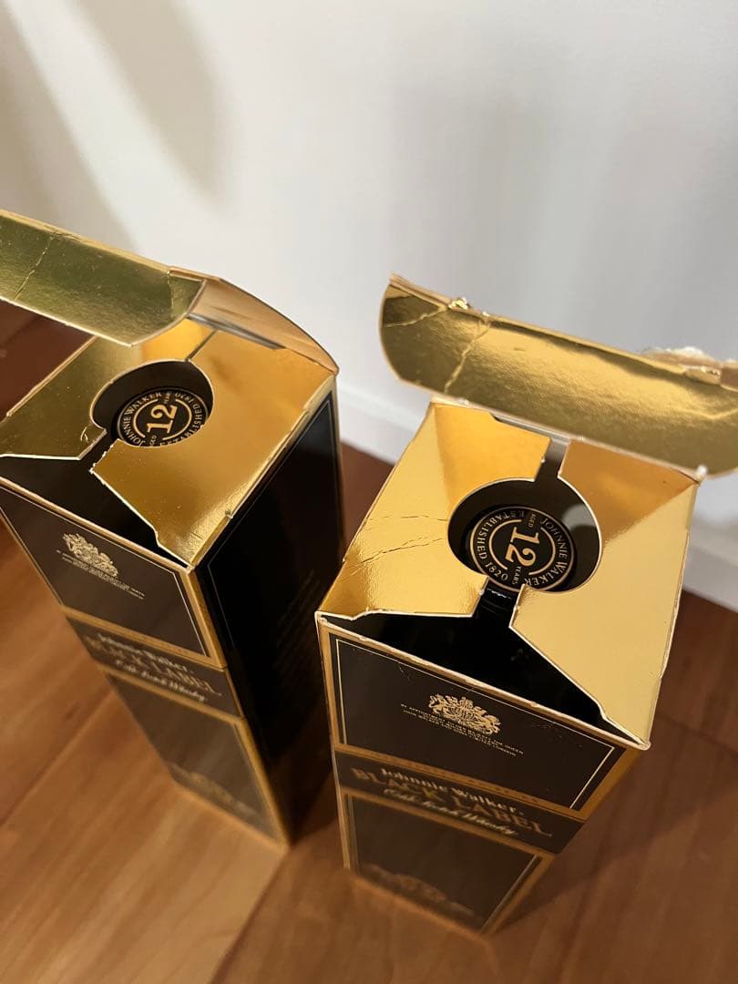 ウイスキー Johnnie Walker BLACK LABEL 750ml