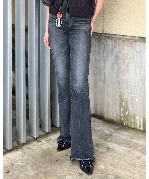 美品 MOUSSY MVS BLACK FLARE 23 マウジー フレアデニム