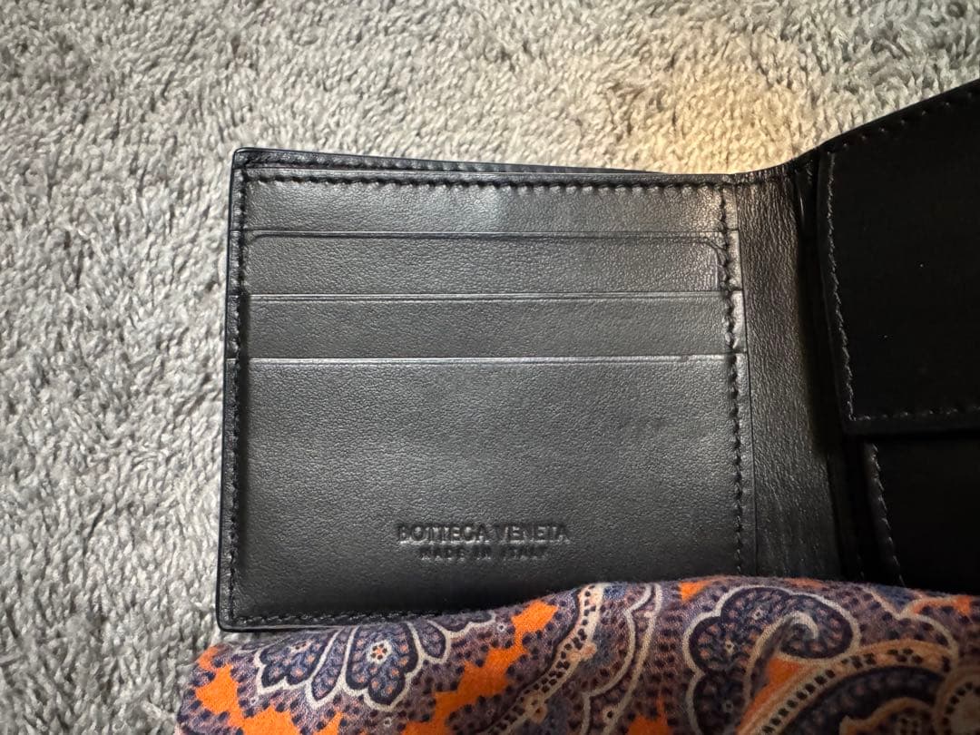 Bottega Veneta　カセット　二つ折りウォレット　ボッテガヴェネタ