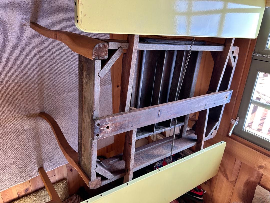 アンティークテーブル