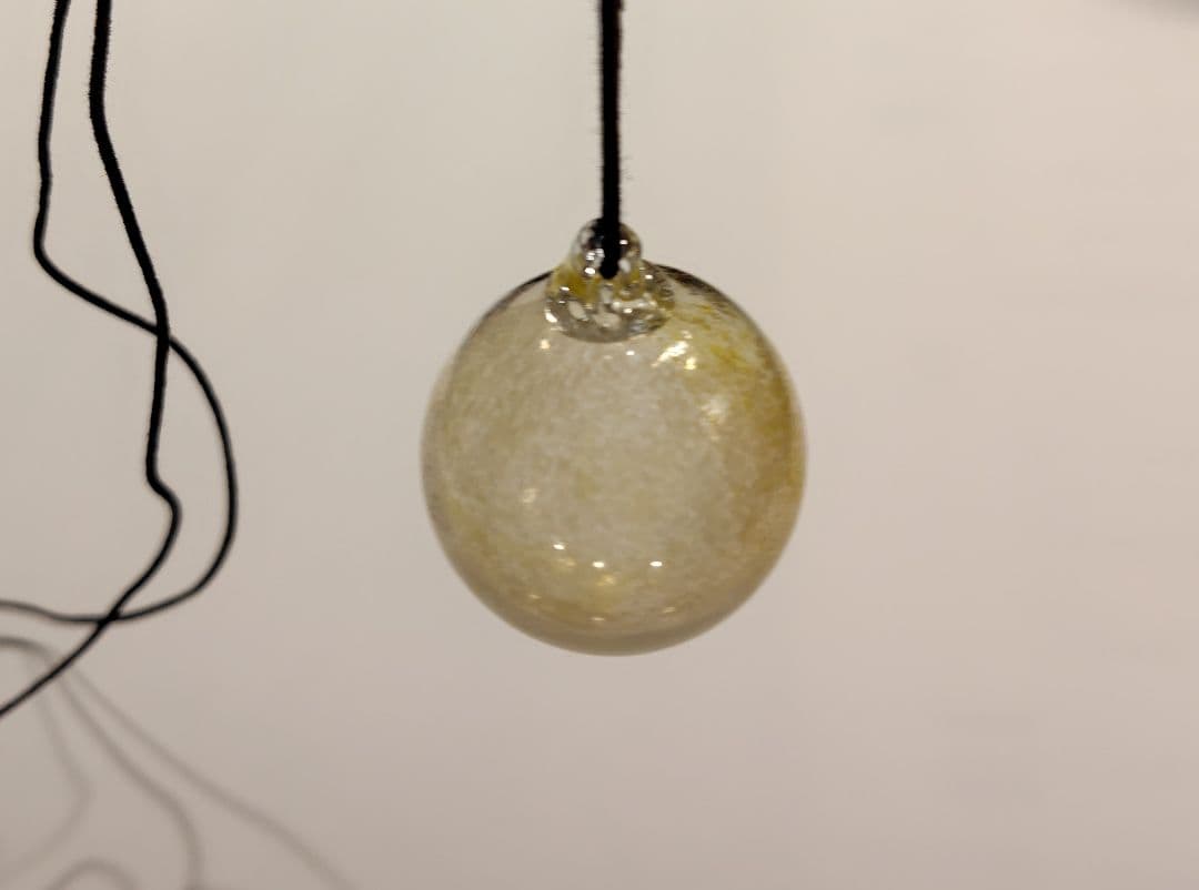 オカベマキコ　しゃぼんネックレス