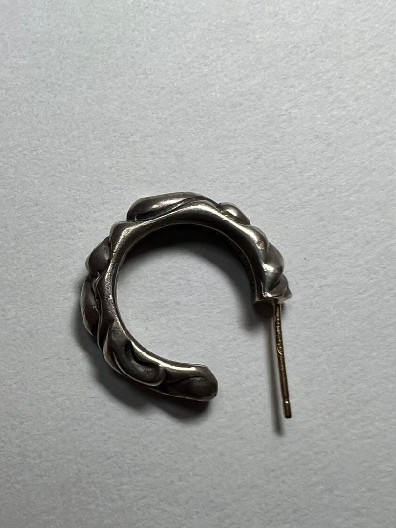 クロムハーツ スクロール フープ ピアス ポスト14k