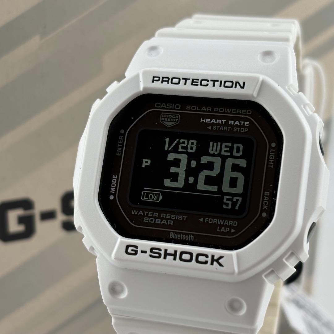 【極美品】カシオ G-SHOCK G-SQUAD DW-H5600-7JR