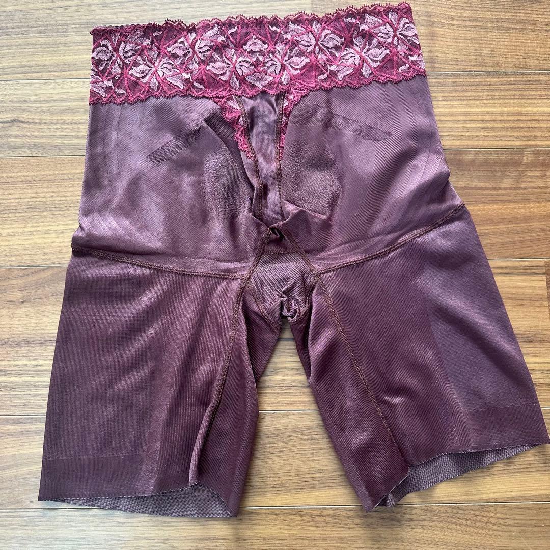 にゃみページ　補整下着4点セット