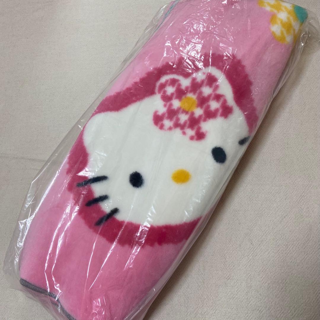 昭和レトロ　ハローキティ カーペット ラグ ブランケット