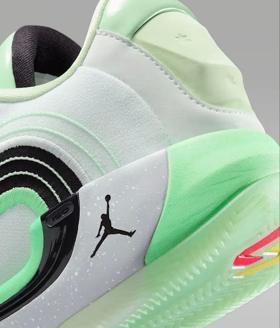 新品 ナイキ ジョーダンルカ4 PF 27.5㎝