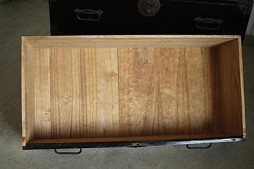 綺麗な丸金具庄内箪笥　2段　中桐　タンス　収納　古家具　古民家　時代家具