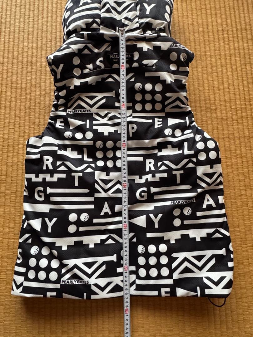 パーリーゲイツ　ダウンベスト　サイズ４