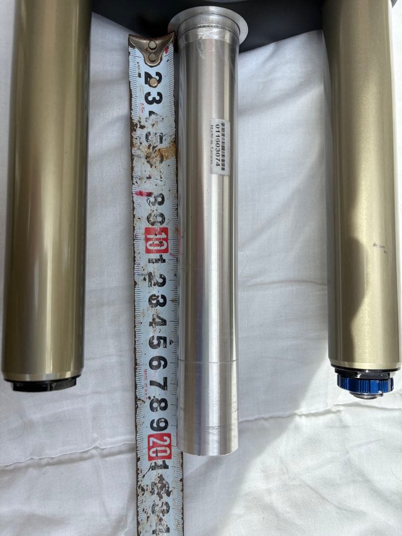 ROCKSHOX RACE ダブルクラウンサスペンションフォーク