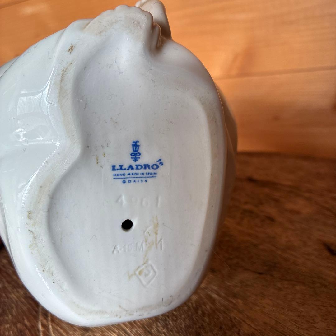 リヤドロ　スペイン　ポーセリン 夢見る天使 4961 置物