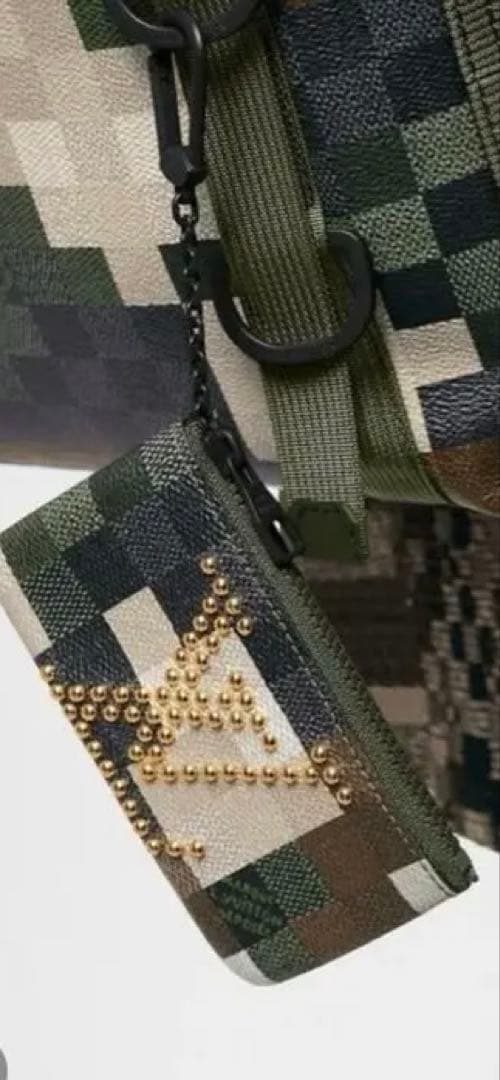 LOUIS VUITTON ケース　ポシェット・クレ