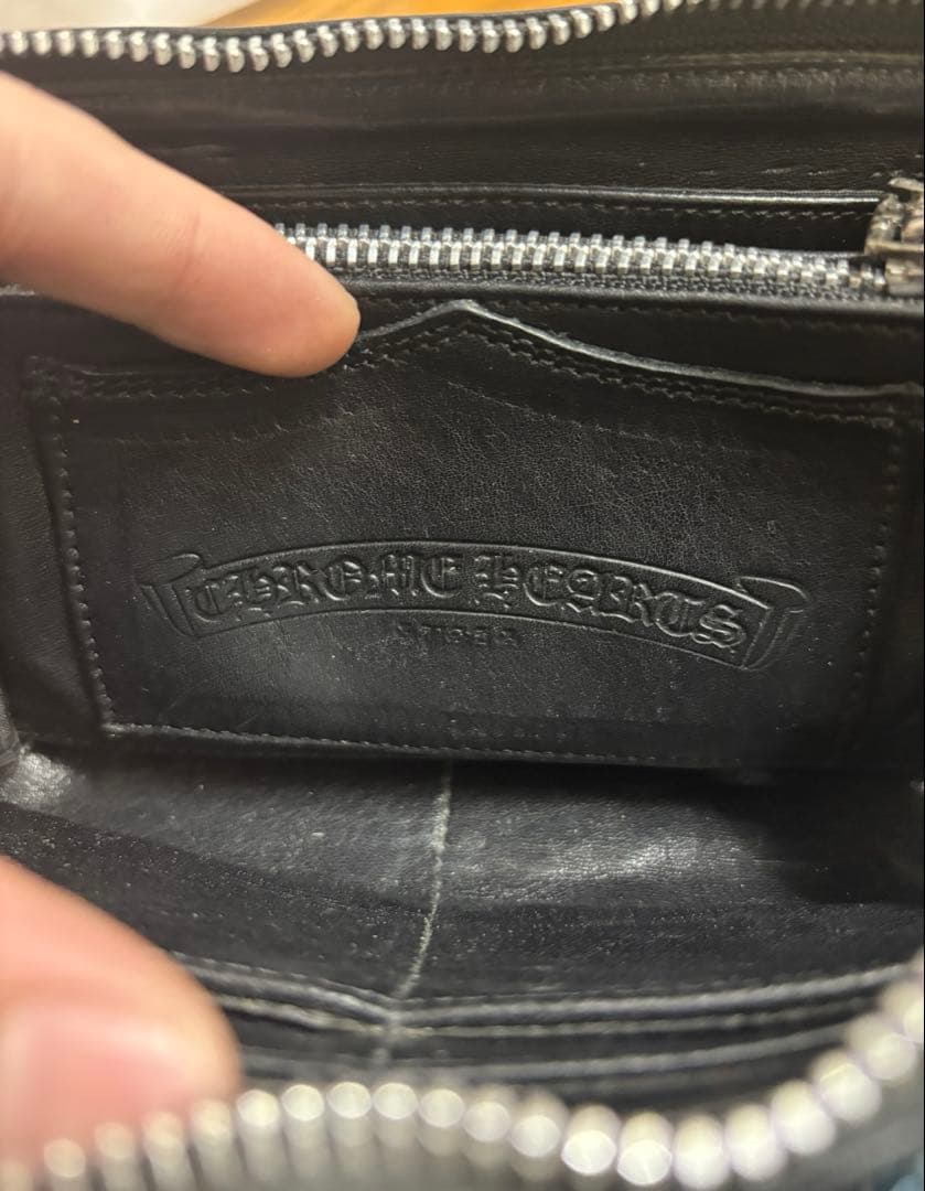 クロムハーツ 3セメタリークロスパッチ レックウォレット ラウンドファスナー