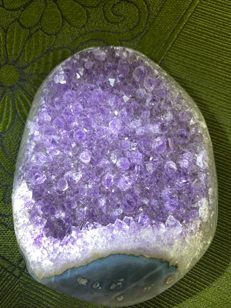 アメジスト クラスター 紫水晶 原石　瑪瑙母岩　高品質　紫水晶カッサ　273g