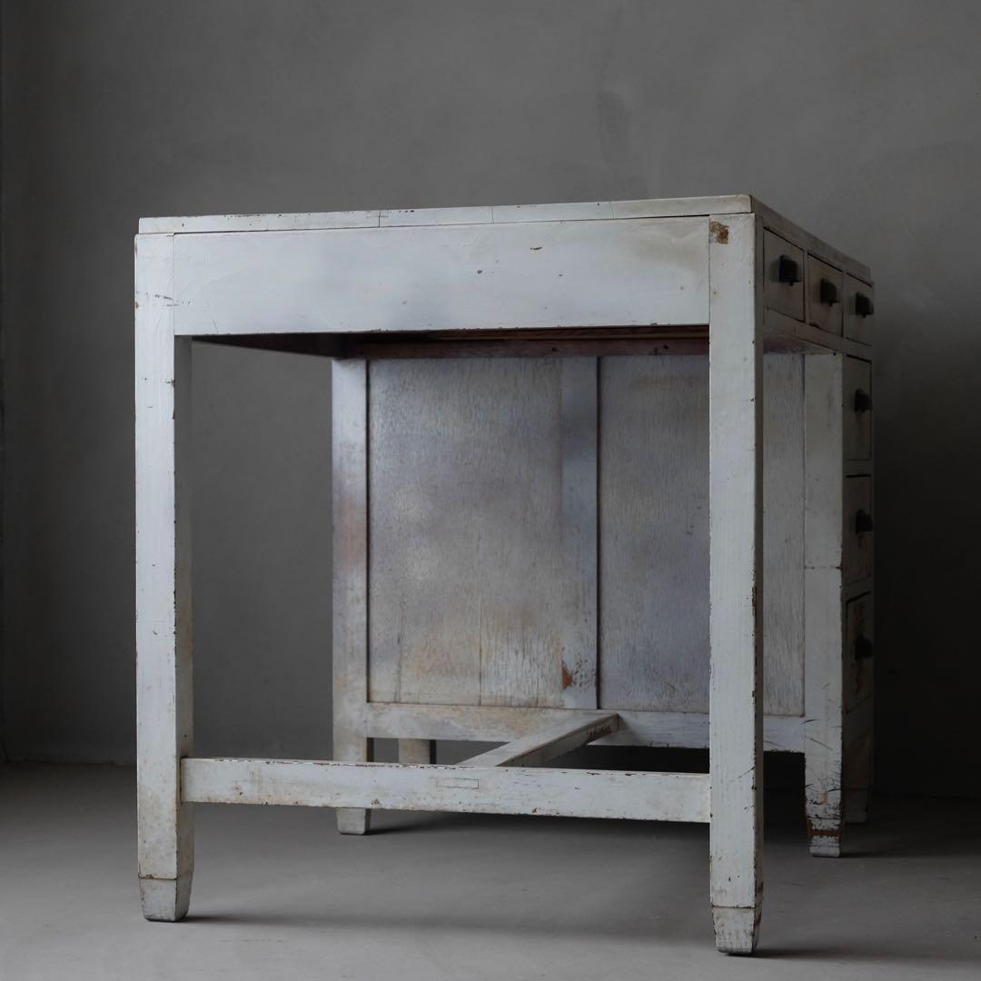 ホワイトペイント ６杯抽斗片袖机　デスク 引き出し シャビー アンティーク