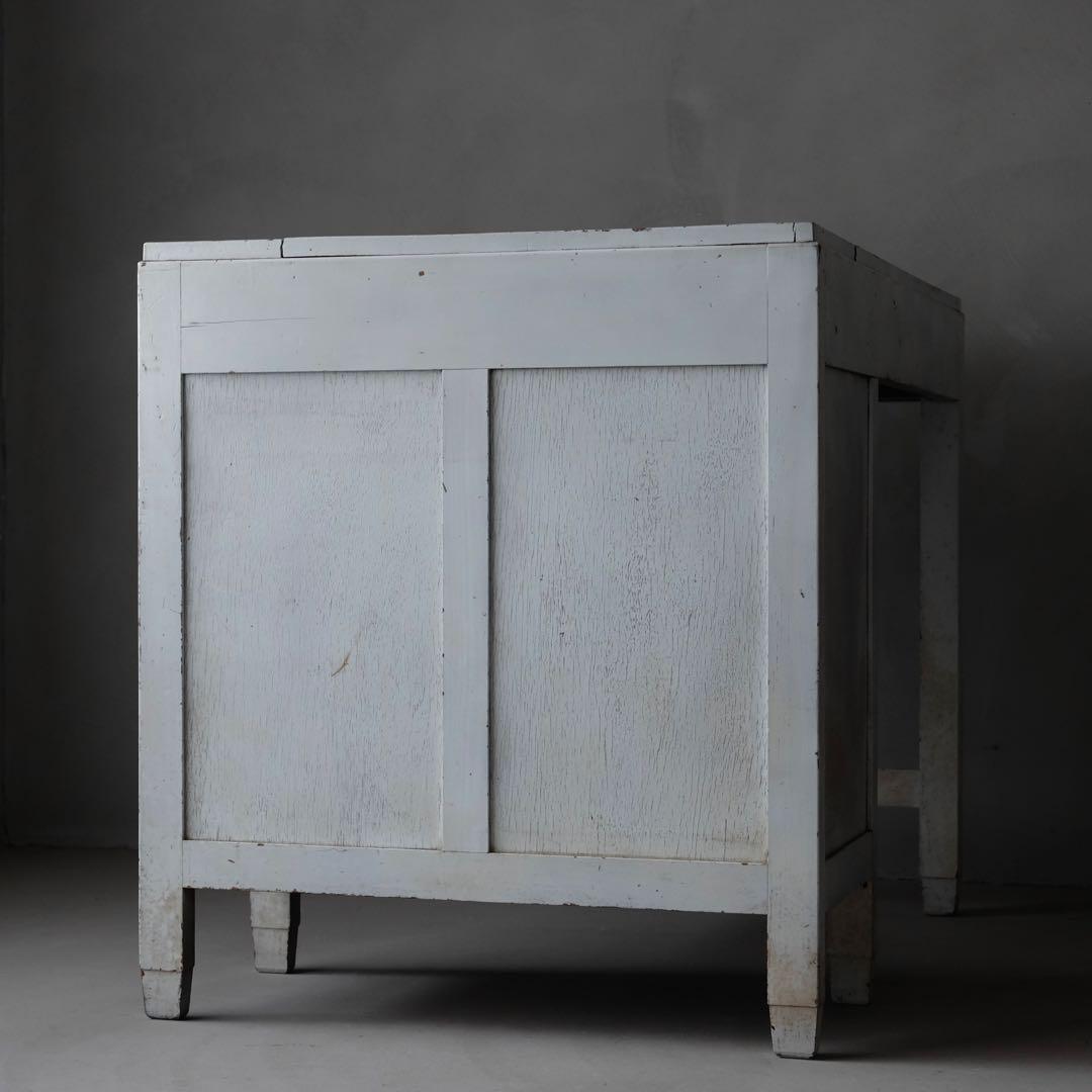 ホワイトペイント ６杯抽斗片袖机　デスク 引き出し シャビー アンティーク