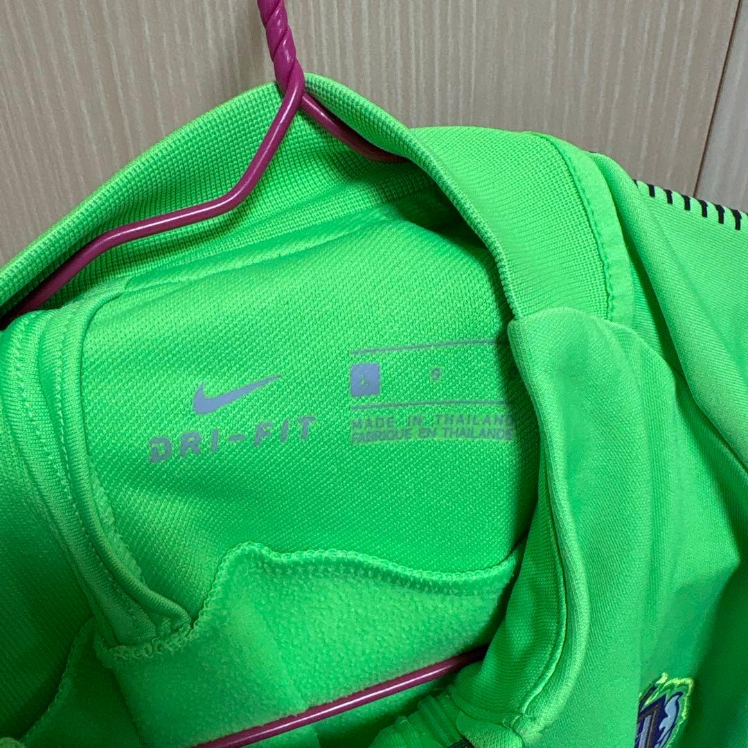 サンフレッチェ広島　トレーニングウェア