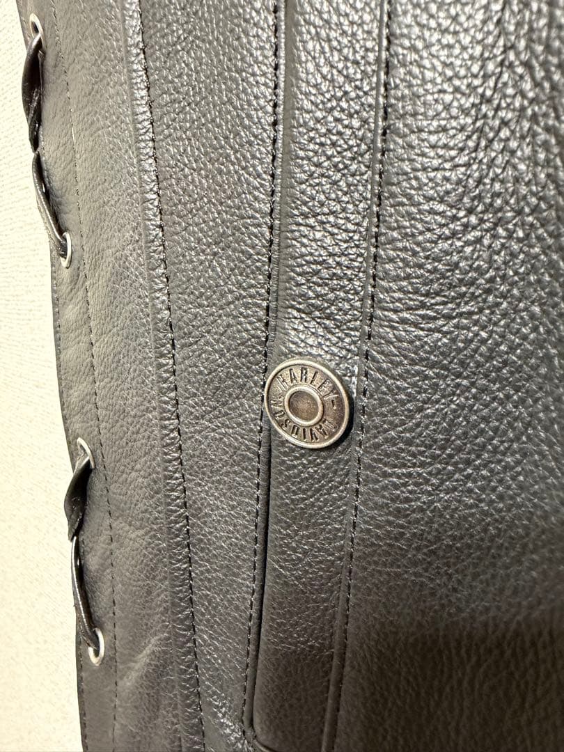 トラディション II レザーベスト 98024-18VM エンボス　ハーレー