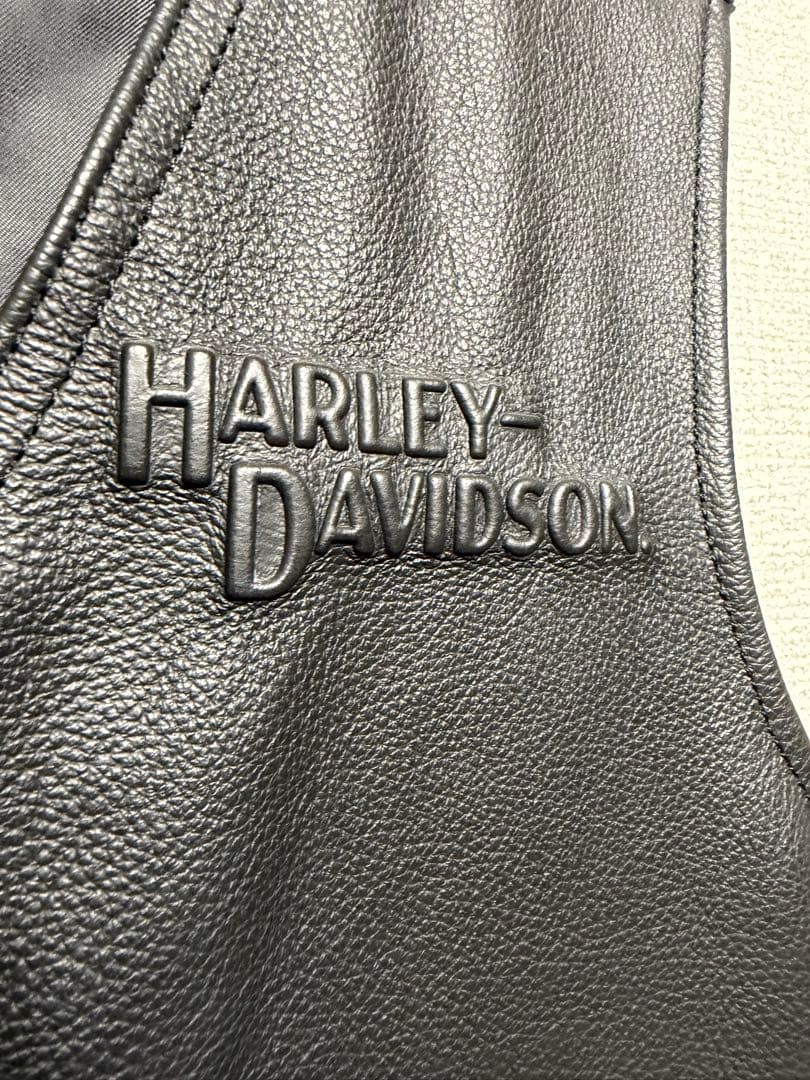 トラディション II レザーベスト 98024-18VM エンボス　ハーレー