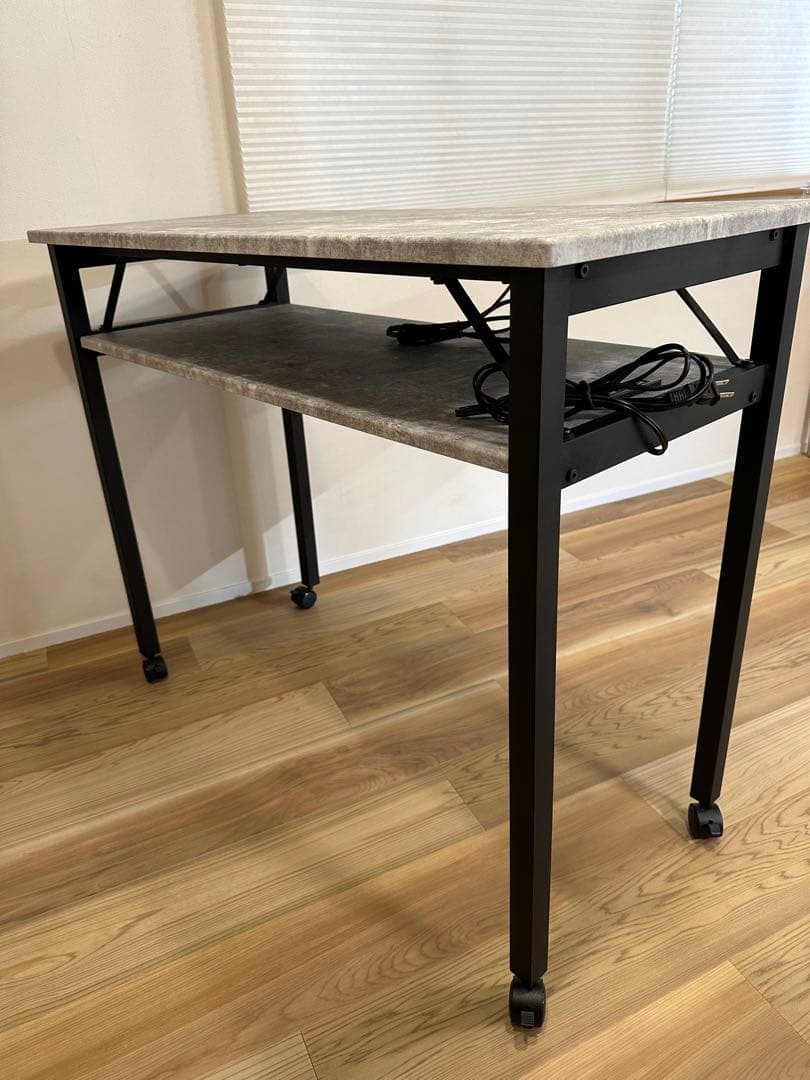 パソコンデスク、作業机、