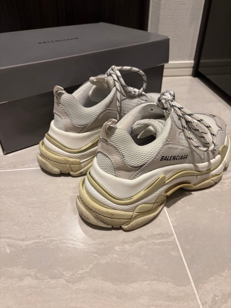 BALENCIAGA ホワイトスニーカー 37サイズ