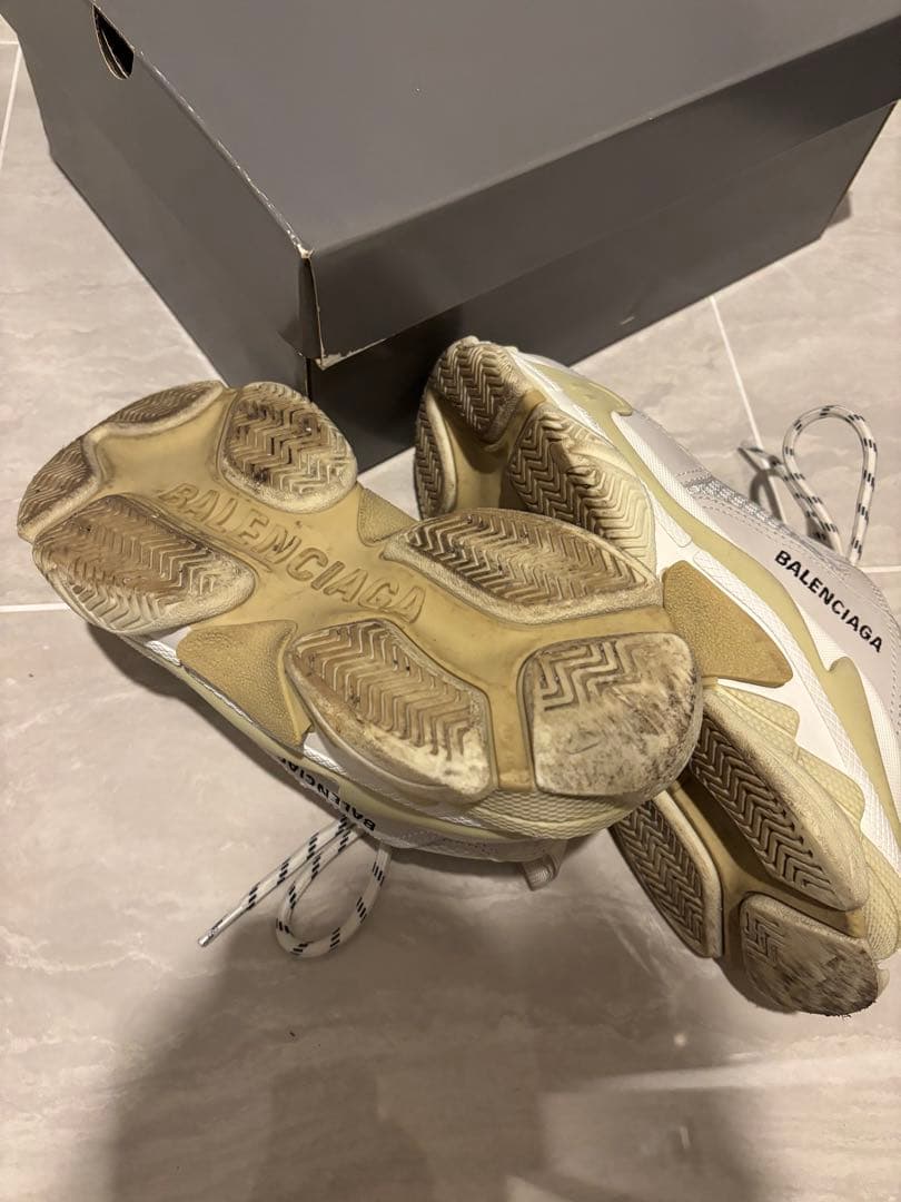BALENCIAGA ホワイトスニーカー 37サイズ