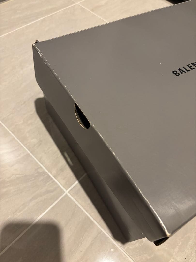 BALENCIAGA ホワイトスニーカー 37サイズ