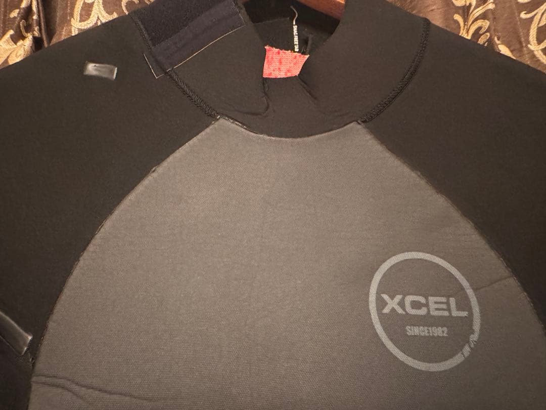 XCEL エクセル　４.3ミリ　セミドライウエットスーツ　最終赤字処分‼️