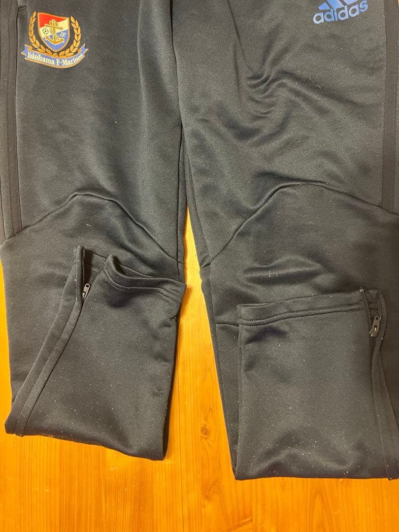 横浜F・マリノス トレーニングパンツ Oサイズ adidas エンブレム入り