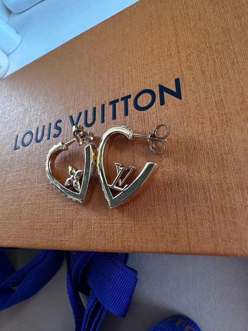 Louis Vuitton ルイヴィトン ピアスマイLVラブ M01616
