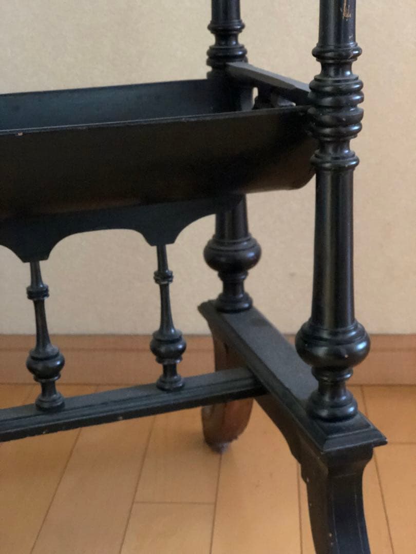 フランスアンティークテーブル