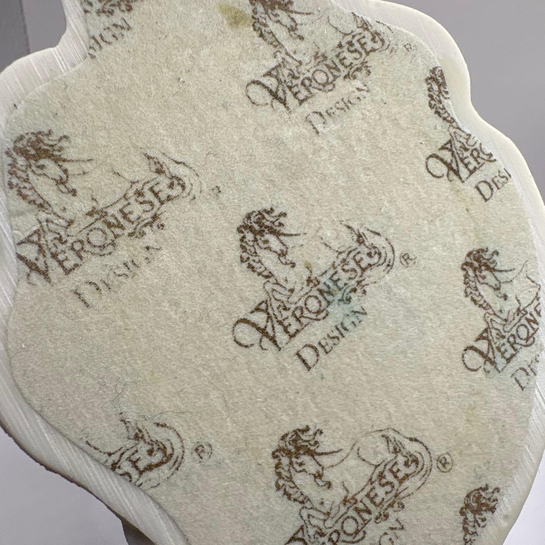 Design Toscano デザイントスカーノ 花輪を捧げ持つ平和の天使